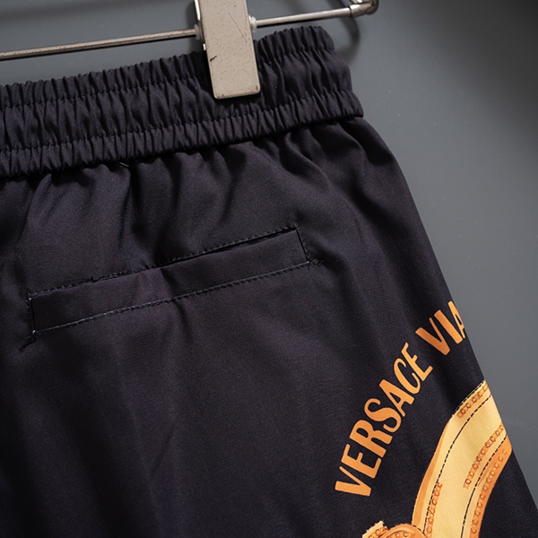 ブランドハーフパンツ着用イメージ